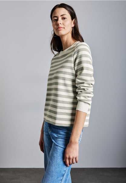 Gestreifter Sweater - pastel green