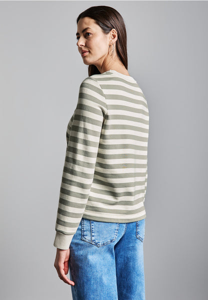 Gestreifter Sweater - pastel green